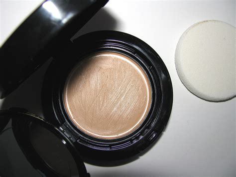 chanel vitalumiere aqua compact ingredients